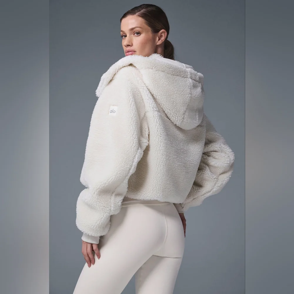 ALO Yoga Foxy Sherpa Jacket Ivory Size XS - Picture 4 of 12